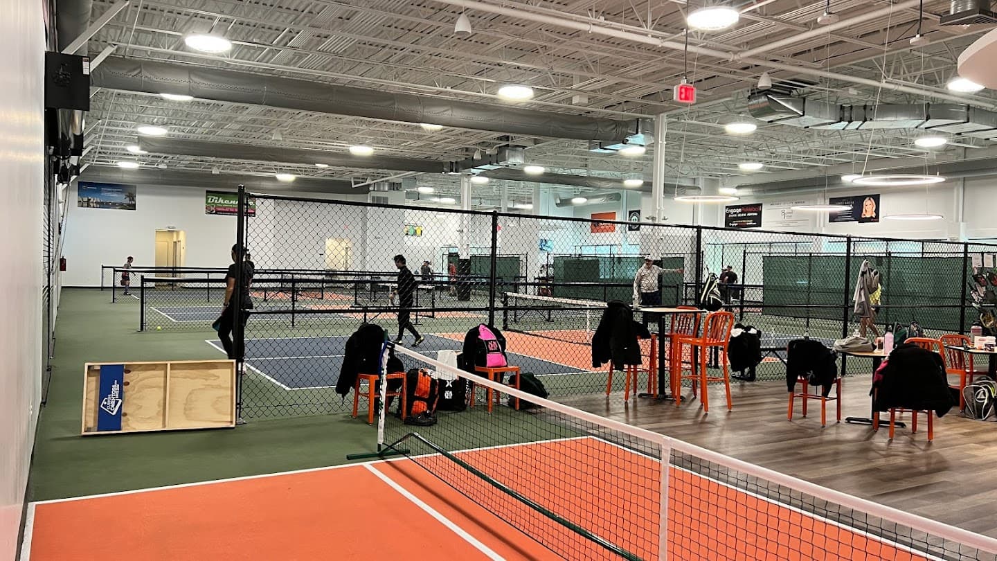 Pickleballerz pickleball courts