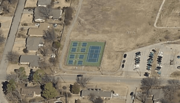 Holiday Hills Park pickleball courts