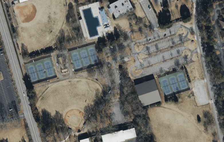 Bishop Park Tennis Center pickleball courts