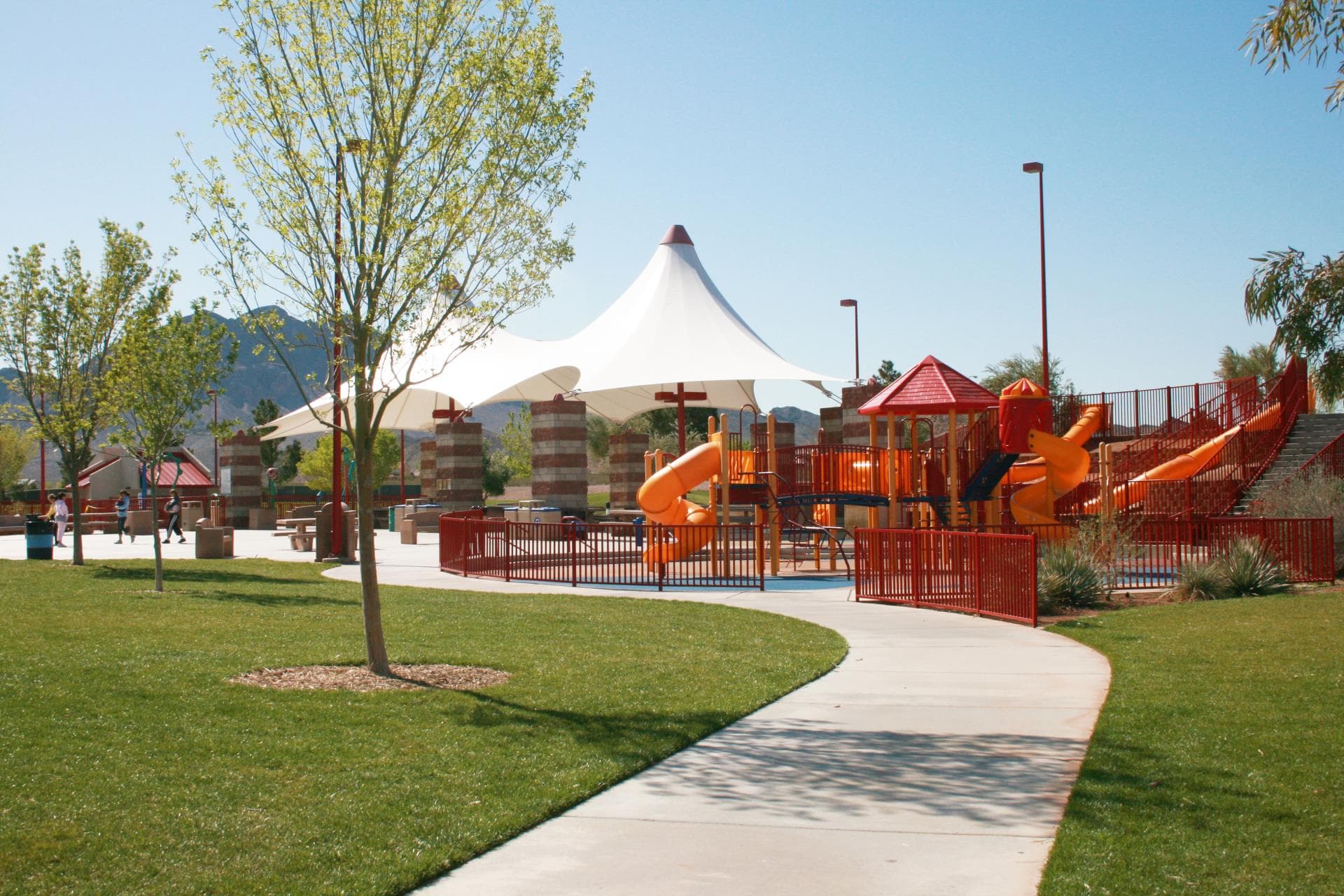Mission Hills Park pickleball courts