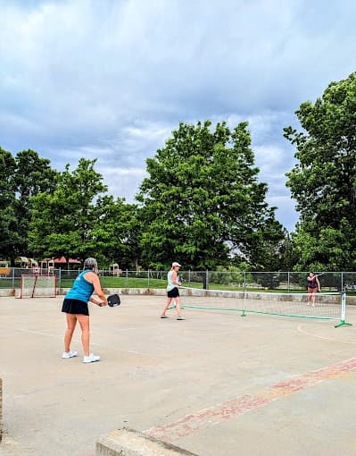 Left Hand Creek Park pickleball courts