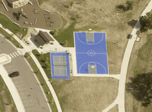 Evans Riverside Park pickleball courts