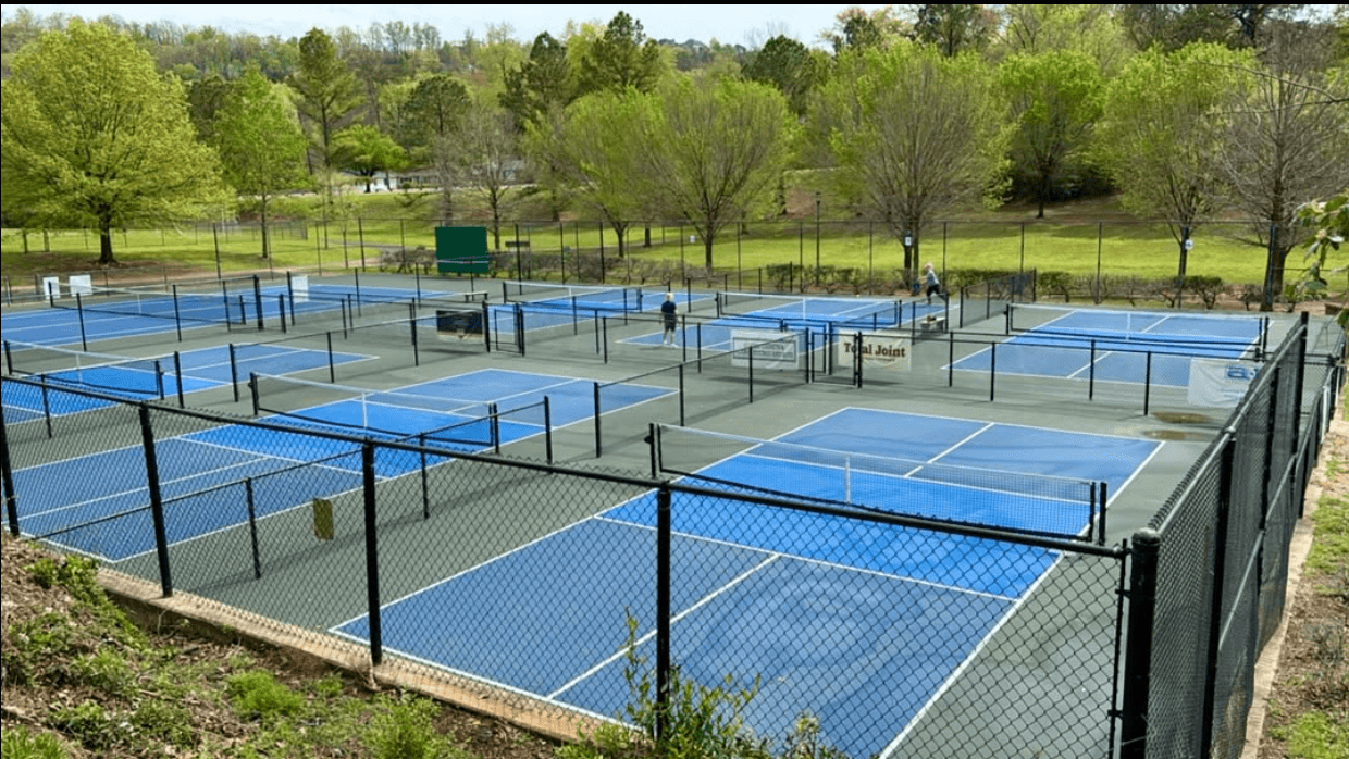 Crestwood Pickleball & Tennis Park pickleball courts