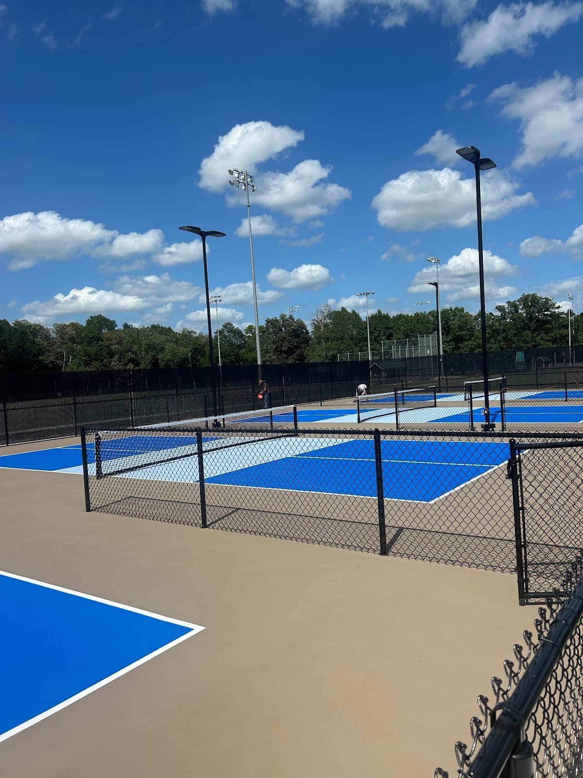 Paris Sports Complex pickleball courts