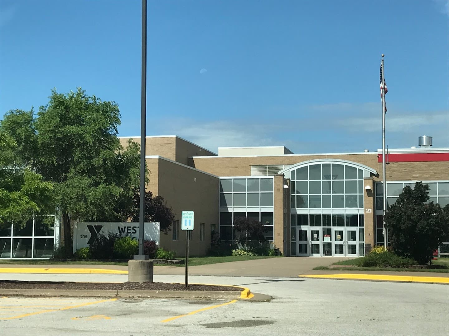 Davenport West Family YMCA pickleball courts