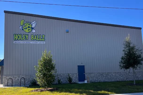 Holey Ballz pickleball courts