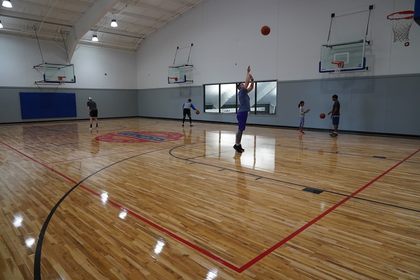 Genesis Health Clubs - South Suburban pickleball courts