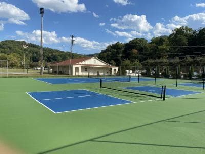 Town Of Lake Lure pickleball courts