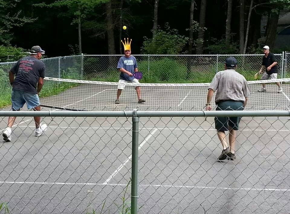 Hidden Valley Golf & RV Park pickleball courts