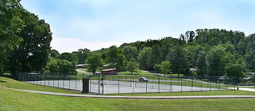 Salley Park pickleball courts