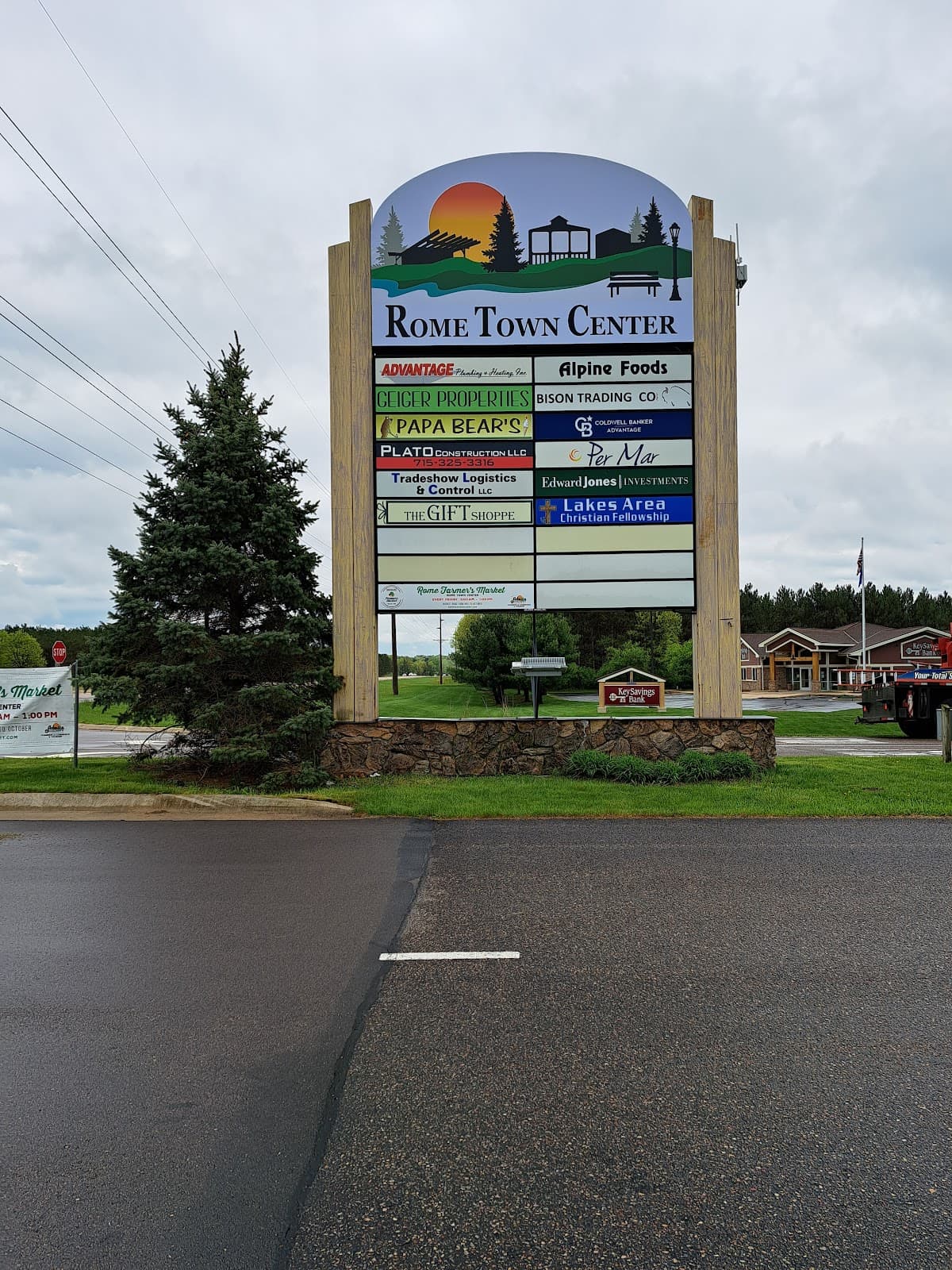 Rome Town Hall pickleball courts