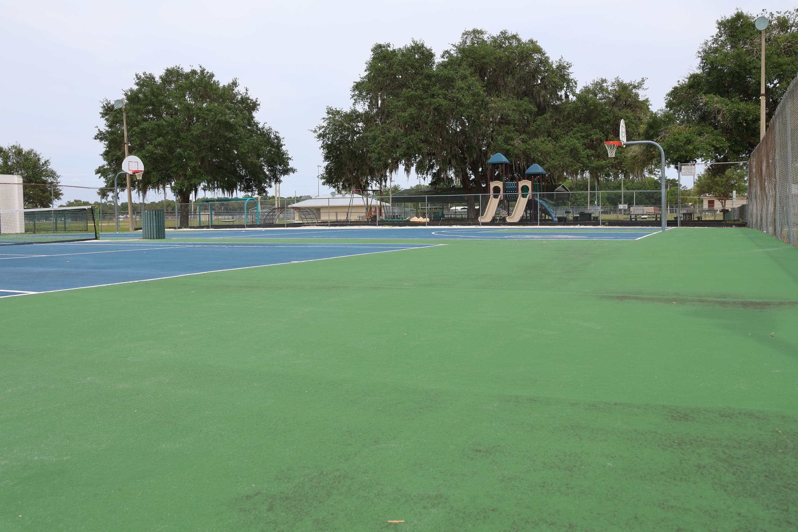 Lake Panasoffkee Recreation Center pickleball courts