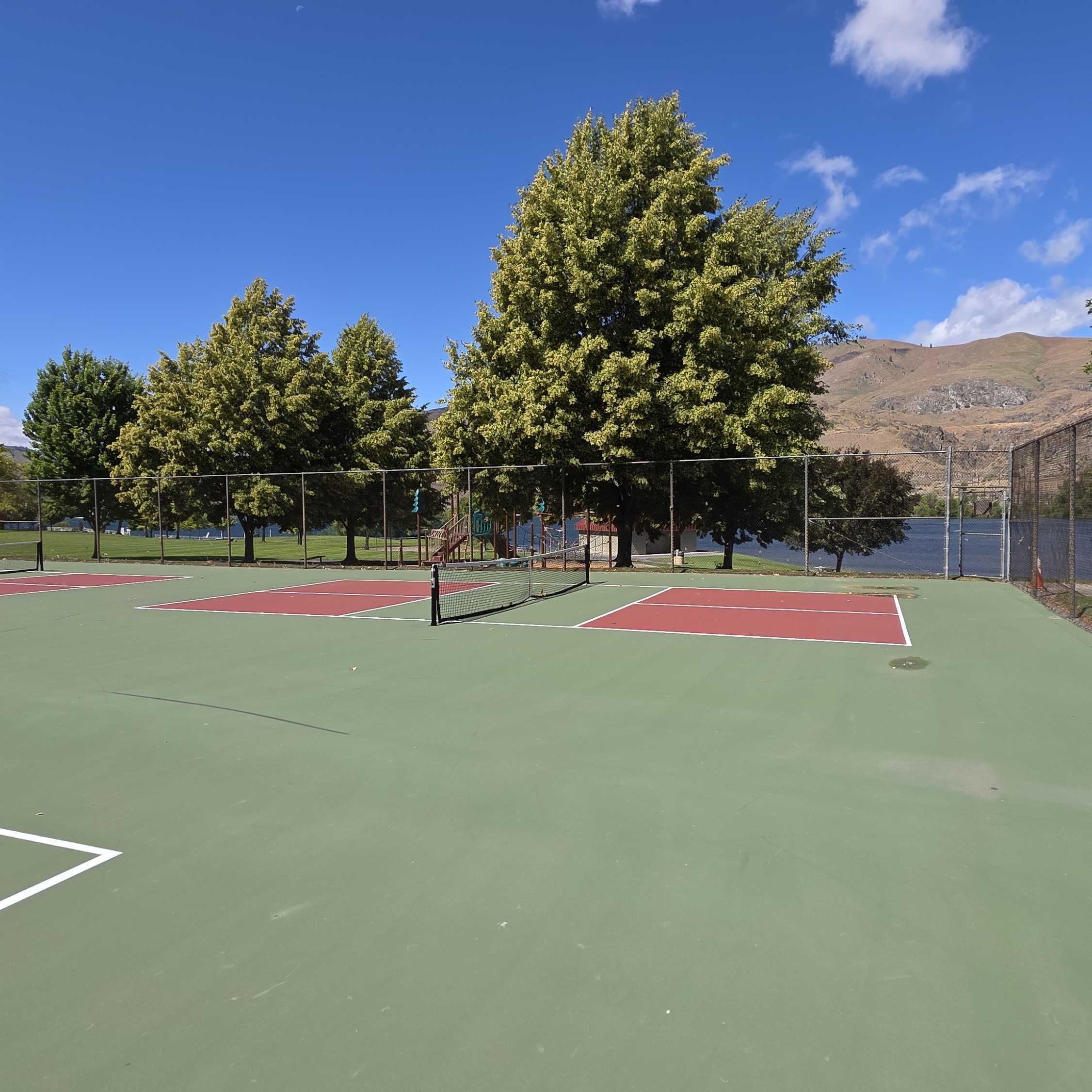 Beebe Bridge Park pickleball courts