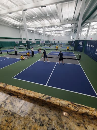Life Time - Lakeville pickleball courts