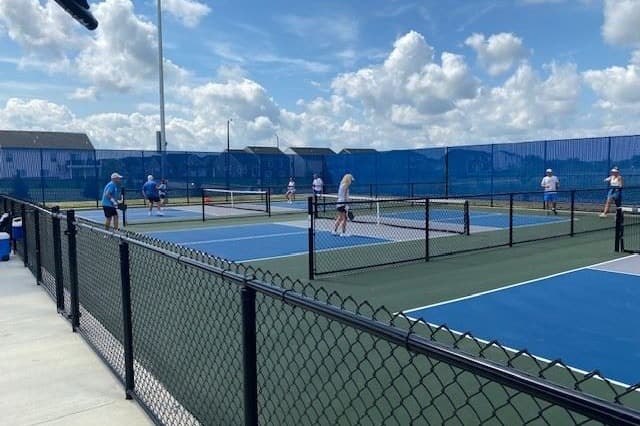 Grand Prairie Park pickleball courts