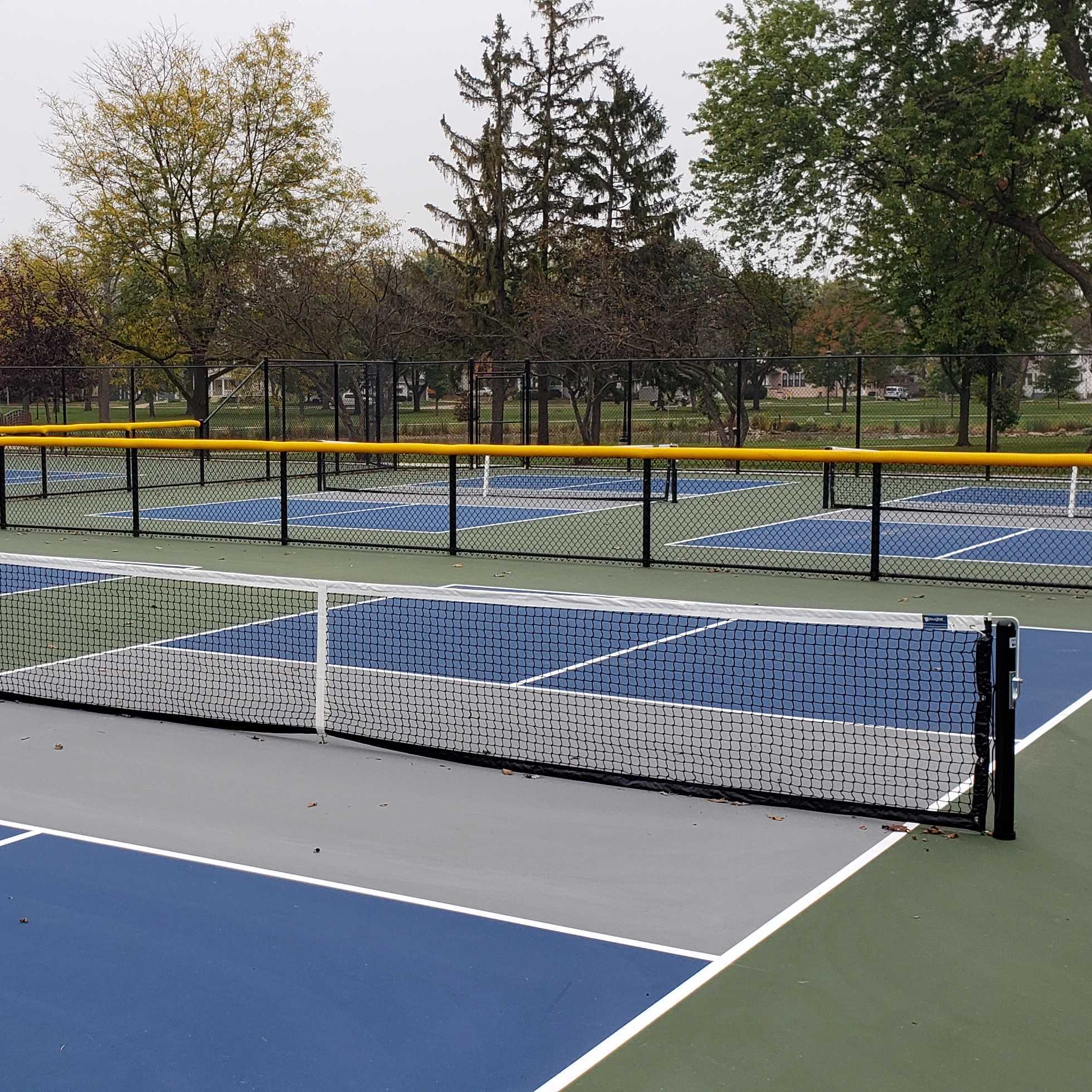 South Park - Oshkosh pickleball courts
