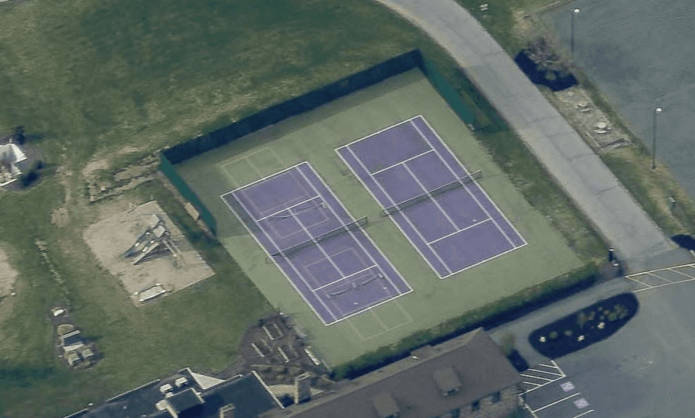 Country Club of Harrisburg pickleball courts