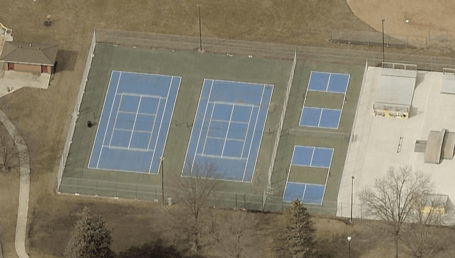Oakwood Park pickleball courts
