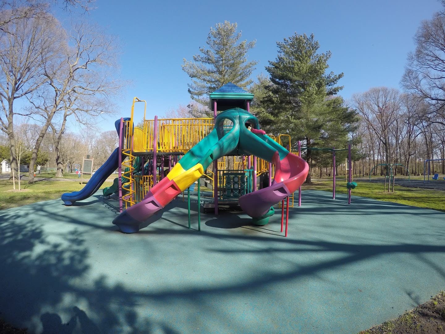 Arthur J Hendrickson Park pickleball courts
