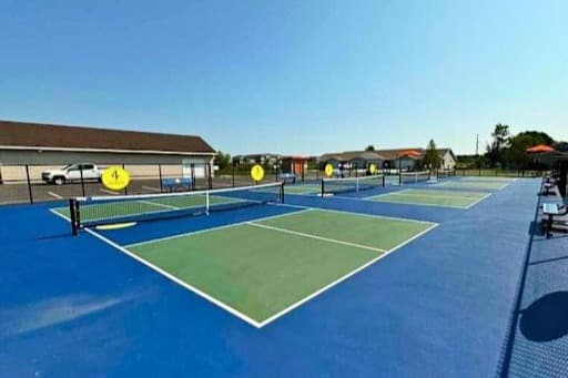 Marshfield High School pickleball courts