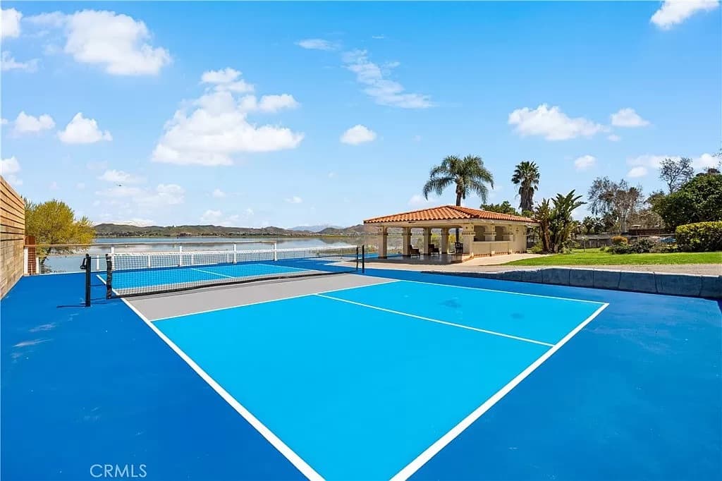 Pickleball Lakeside Courts pickleball courts