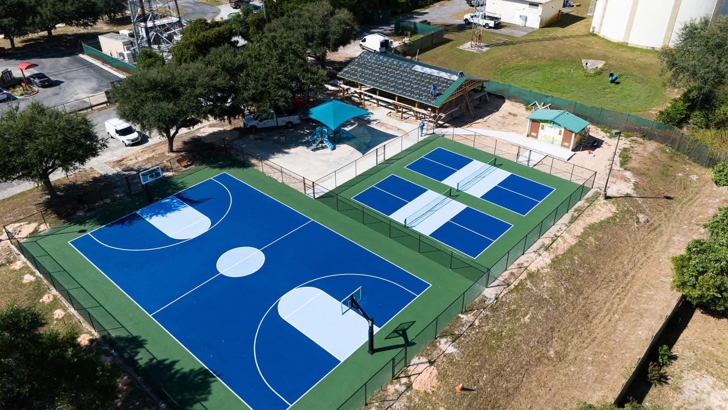 Colonel Bud Day Family Park pickleball courts