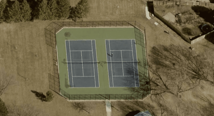 Village Park Altoona pickleball courts