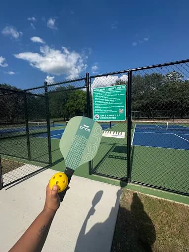 Meyer Park pickleball courts