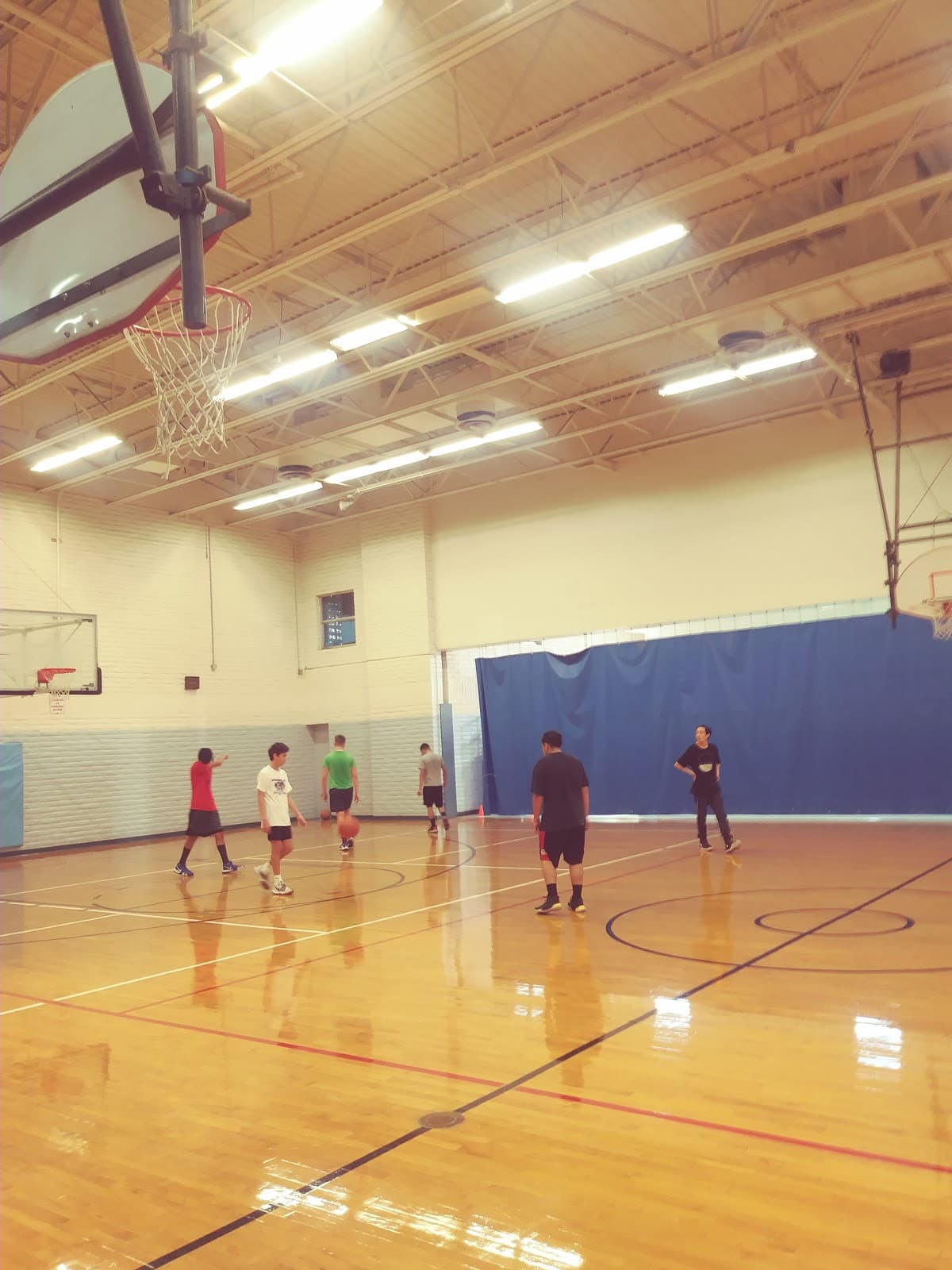 Galatzan Recreation Center pickleball courts