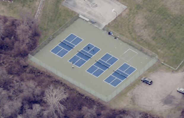 Clarke Pointe Park pickleball courts