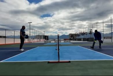 EasyPark Rooftop Courts pickleball courts