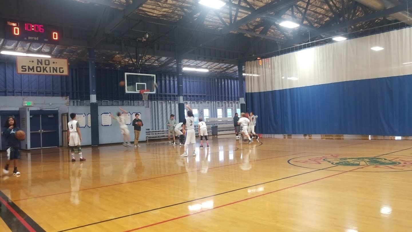 San Diego Municipal Gymnasium pickleball courts