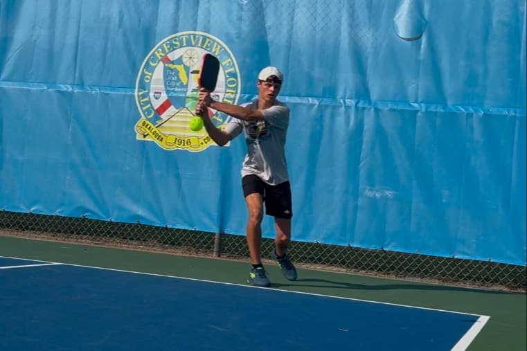 Twin Hills Park pickleball courts