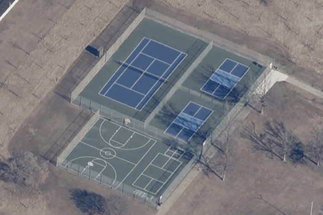 Oliver Beach Elementary School pickleball courts