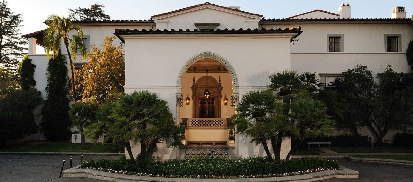 Athenaeum at Caltech pickleball courts