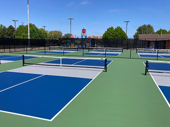 Oakton Park pickleball courts