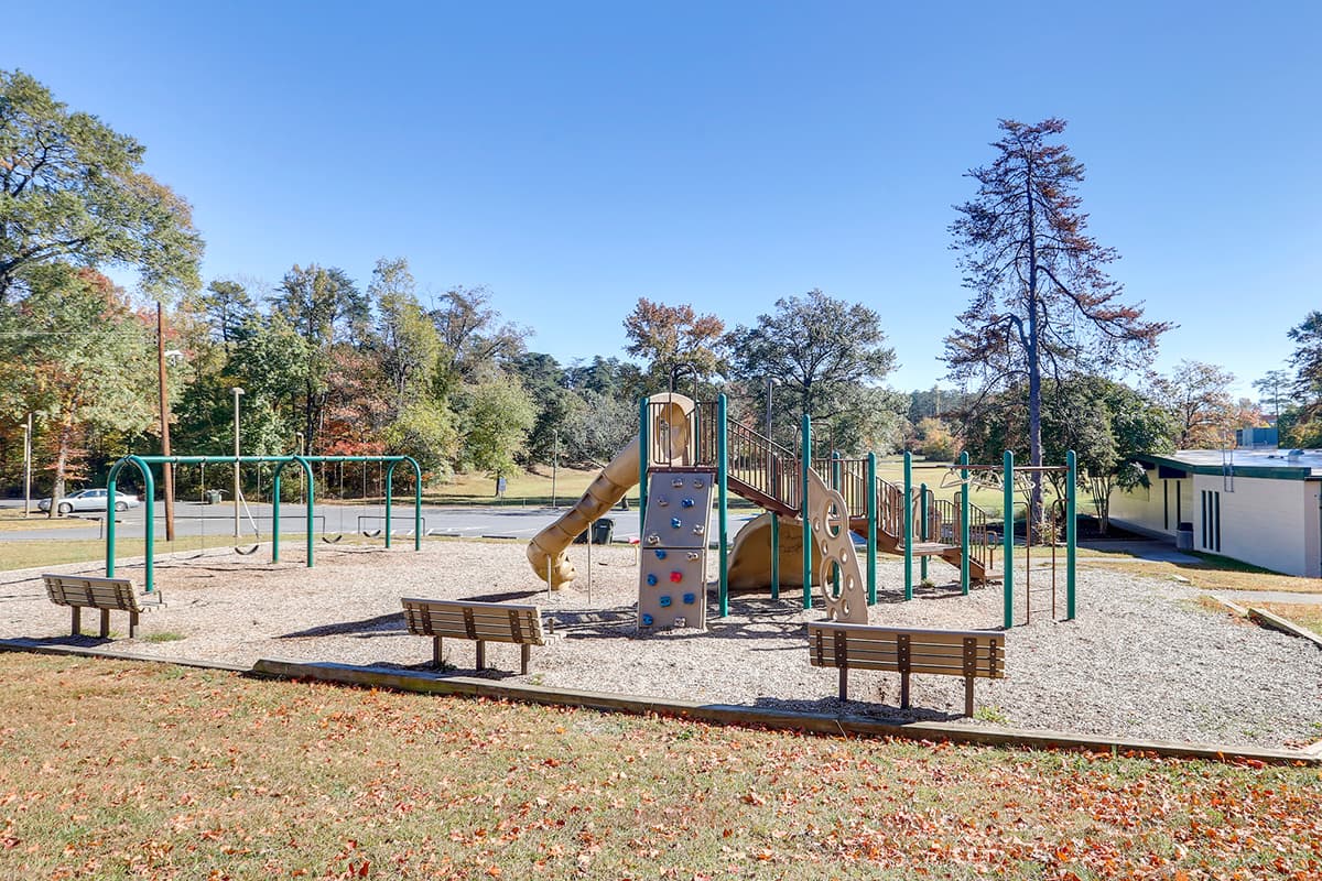 Vansville Park pickleball courts