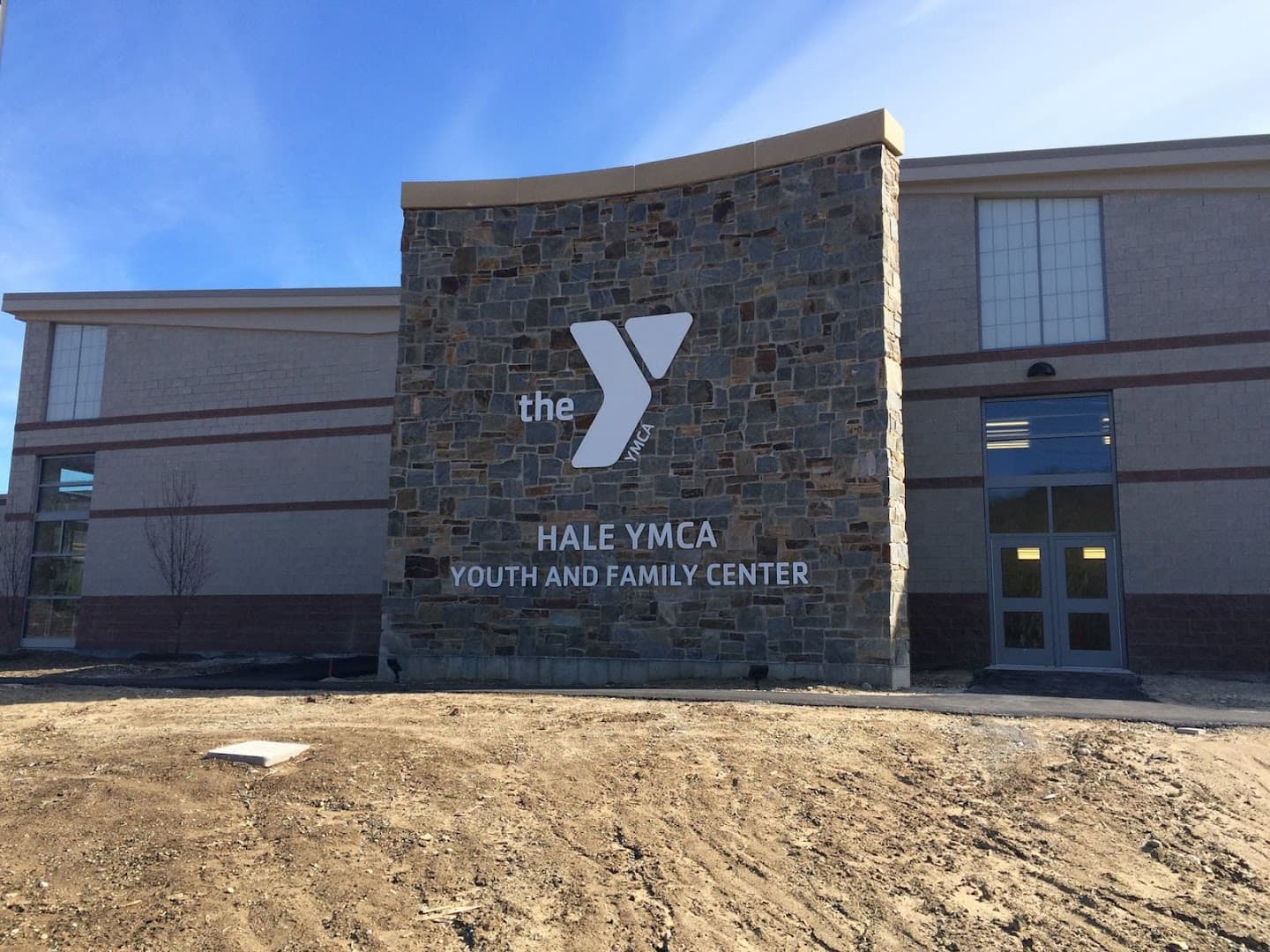 Hale YMCA Youth & Family Center pickleball courts