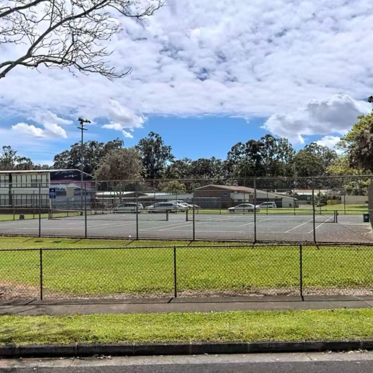 Kaala Park pickleball courts
