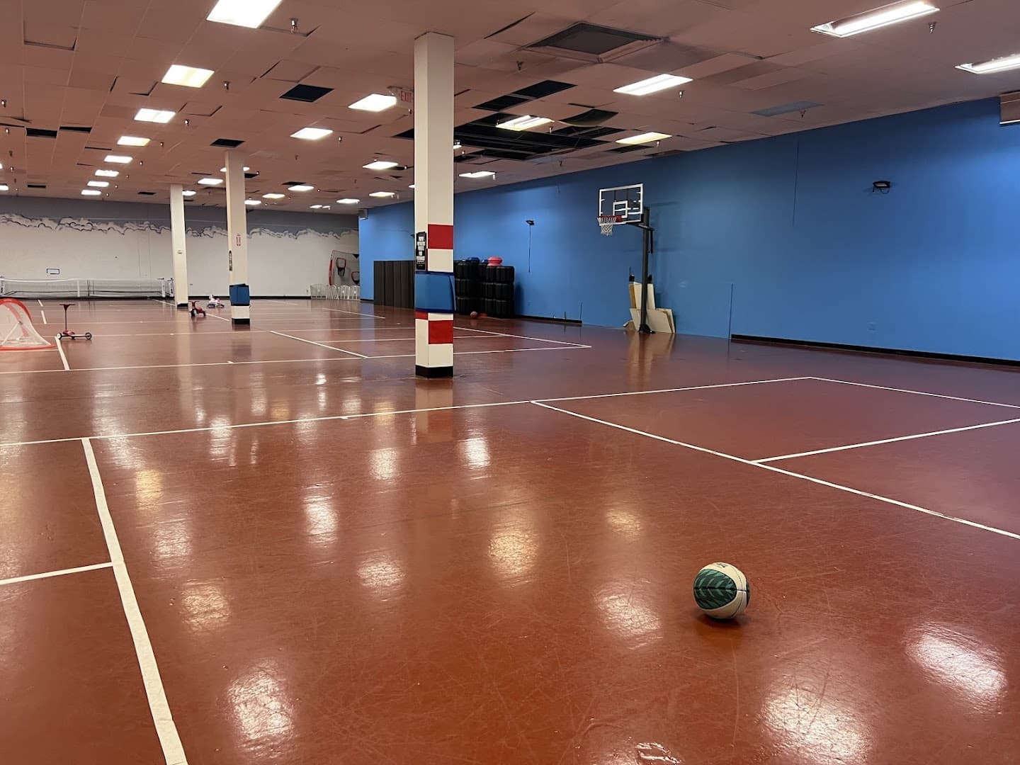 Westminster Mall Fun n Fit Factory pickleball courts