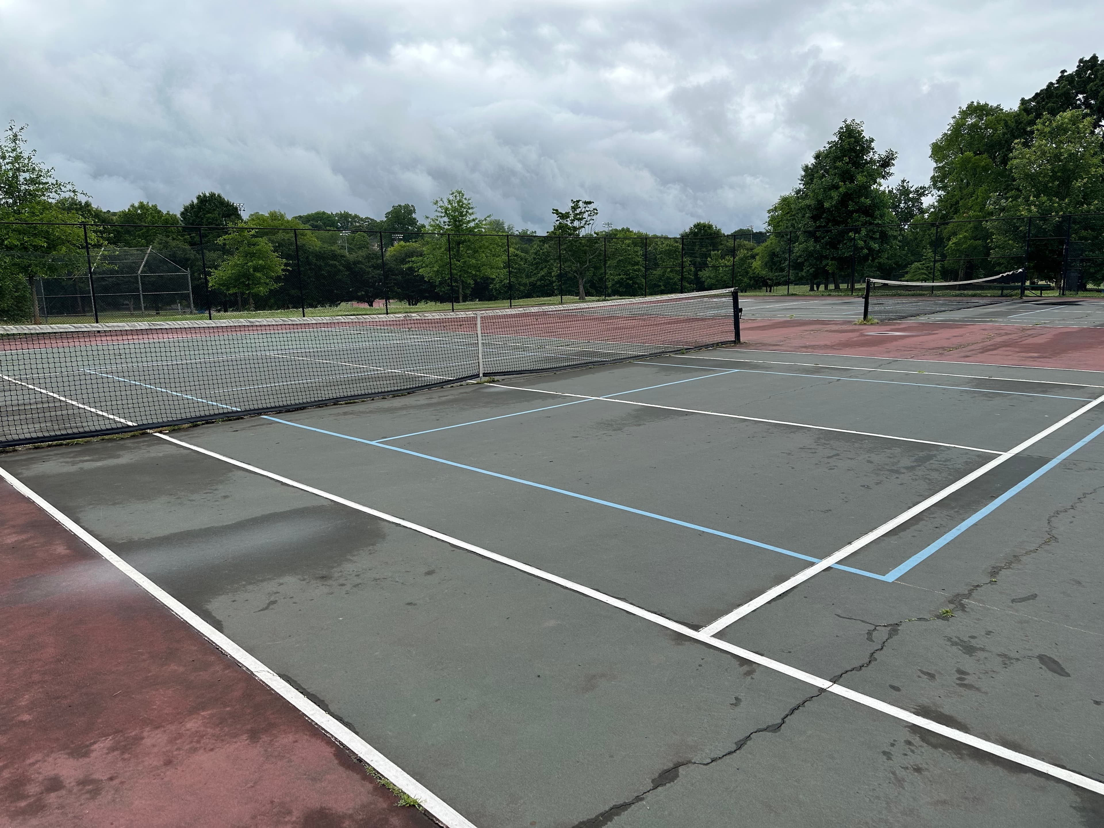 Phoenix II Park pickleball courts