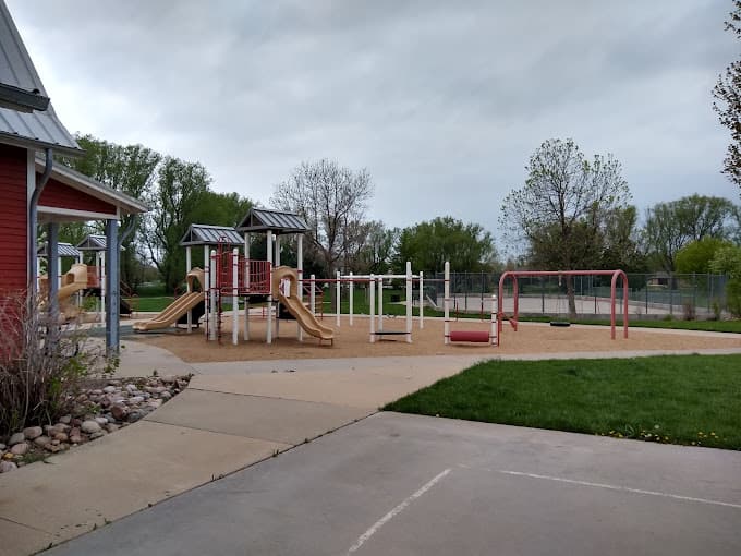 Willow Farm Park pickleball courts