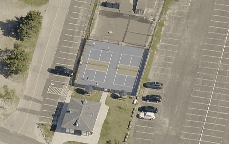 Compo Beach Courts pickleball courts