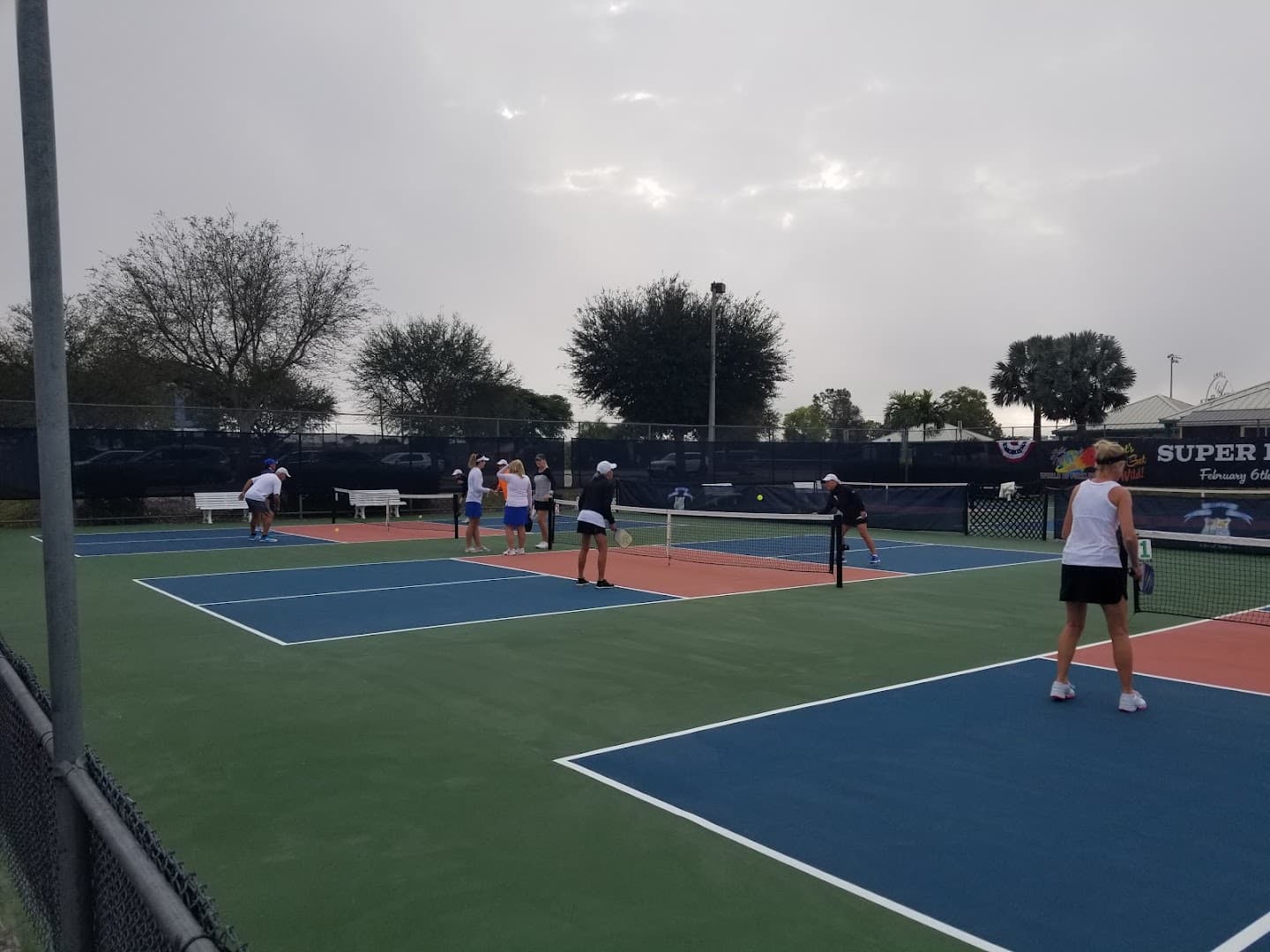 Fort Myers Racquet Club pickleball courts