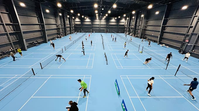 TopShot pickleball courts