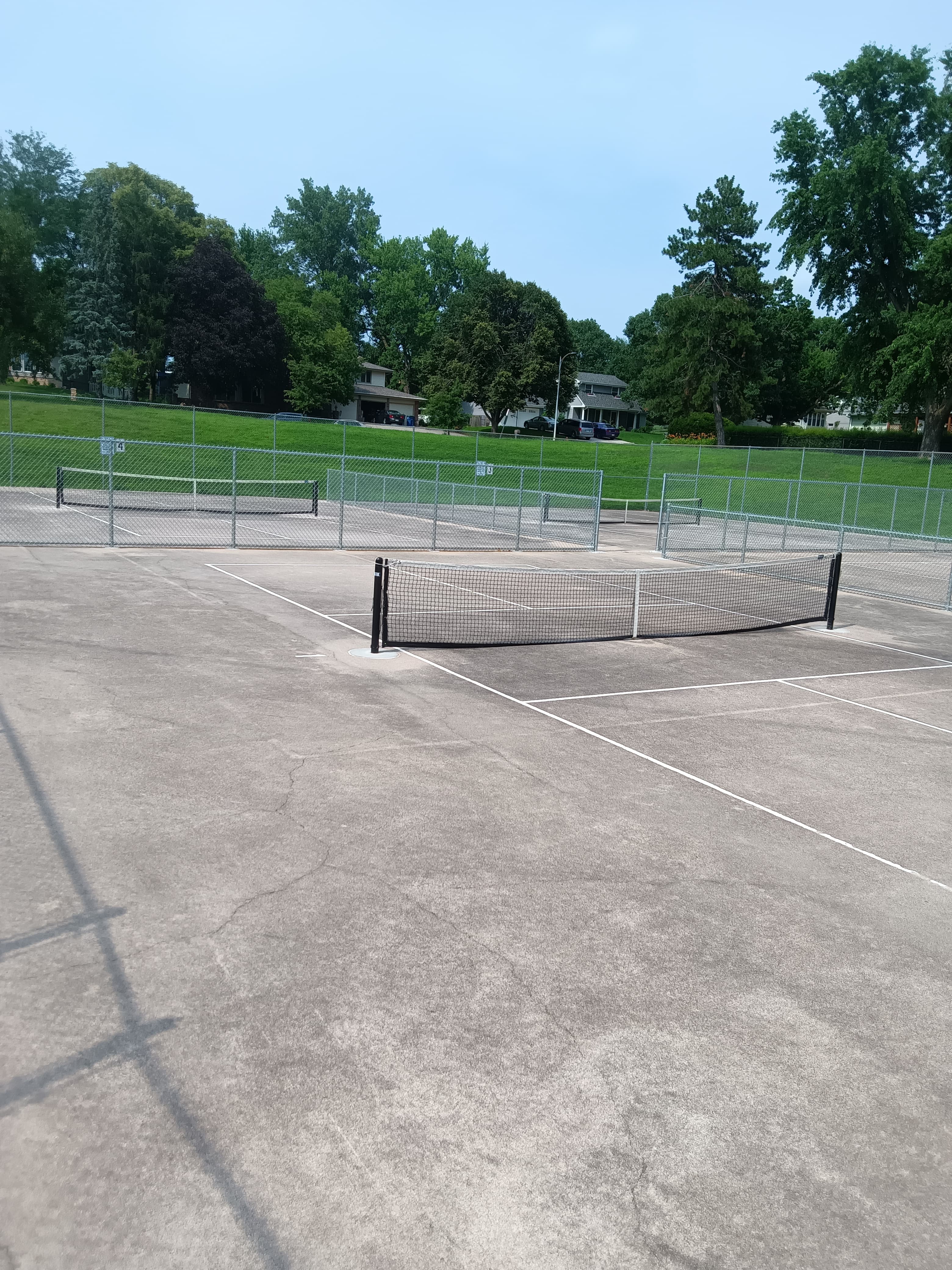 Roanoke Park pickleball courts