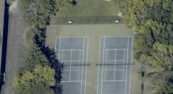 Babylon Memorial Grade School pickleball courts