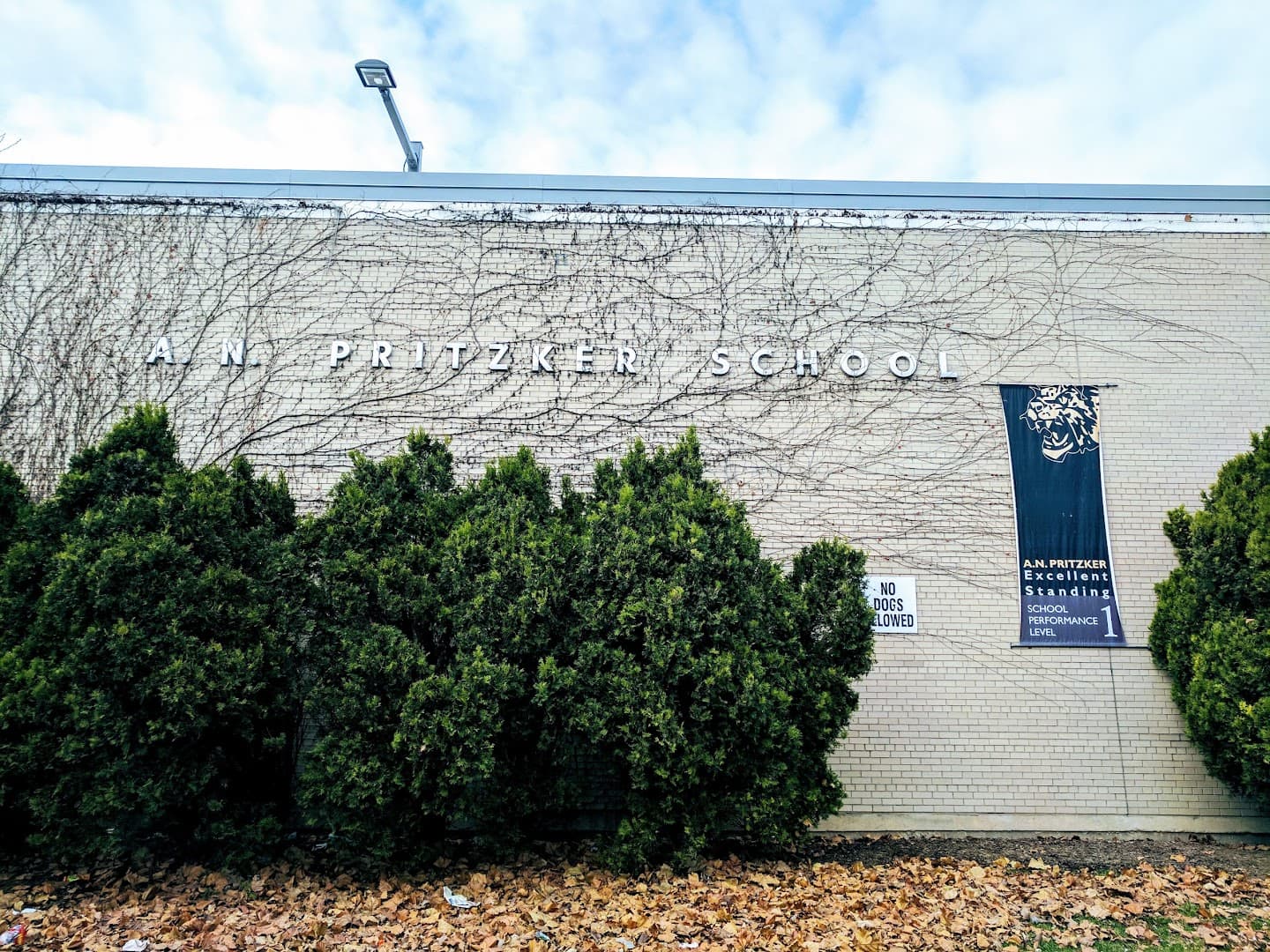 A.N. Pritzker School pickleball courts