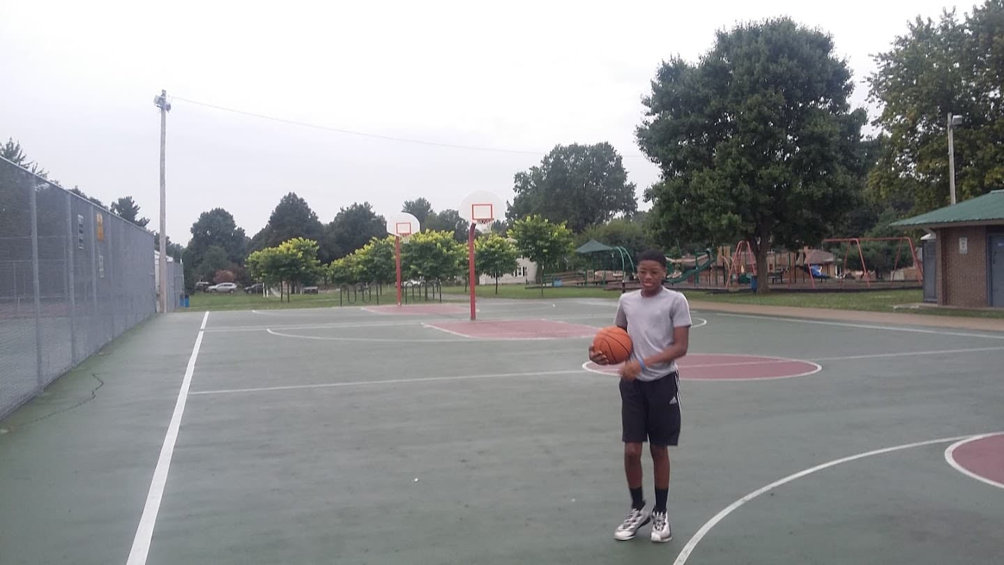Morton Park pickleball courts