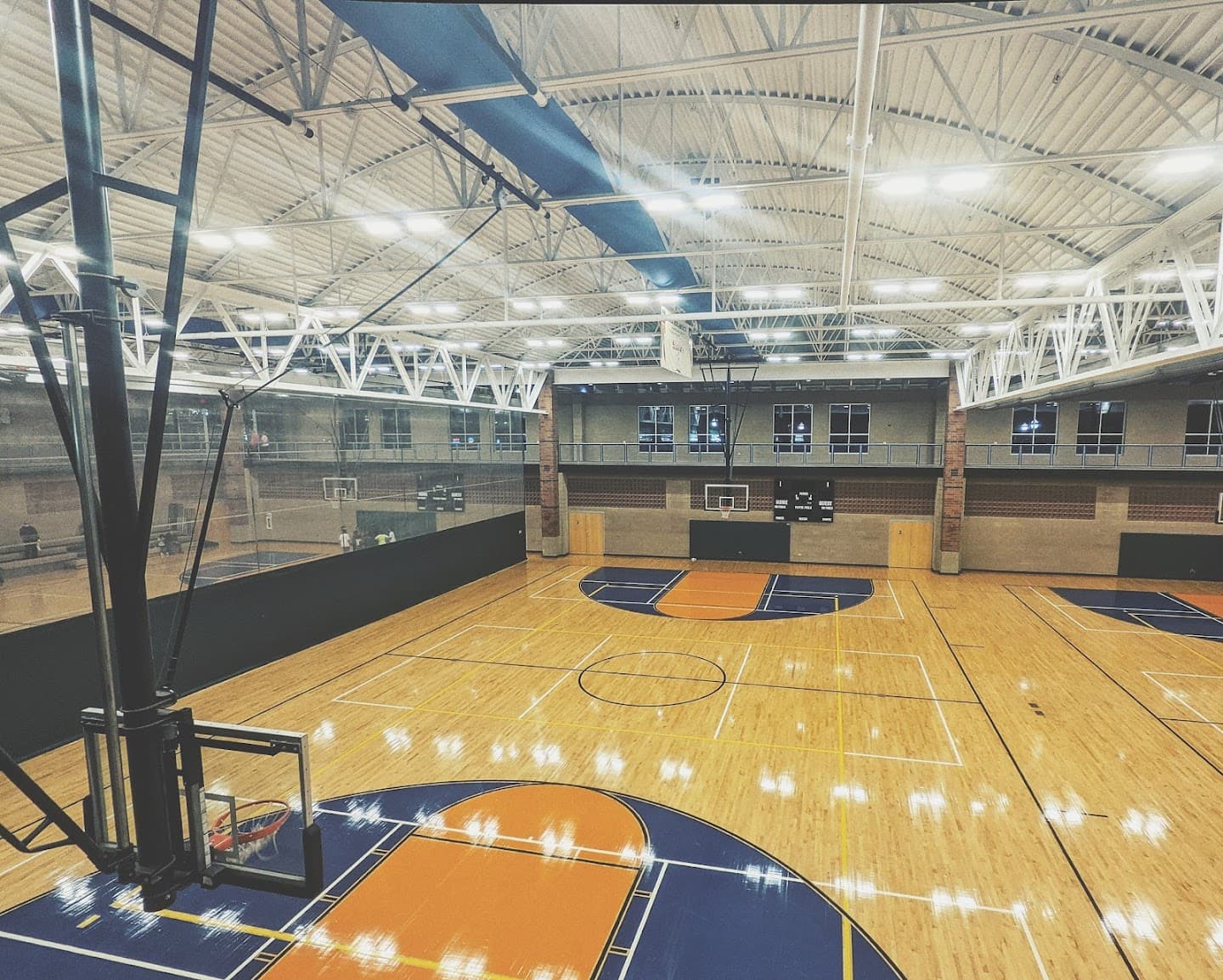 Centre of Elgin pickleball courts
